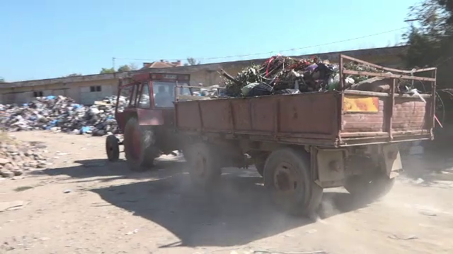 Situaţie scandaloasă în judeţul Arad. Locuitorii din Lipova, disperati din cauza unui miros