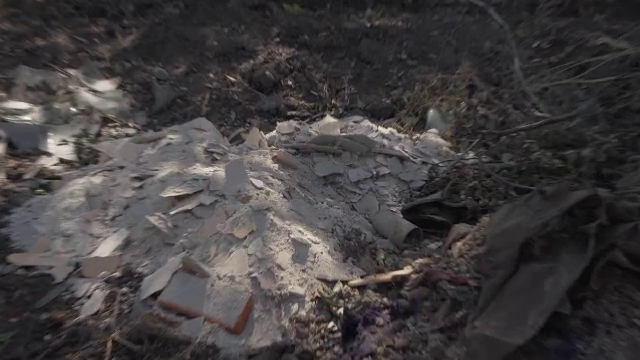 Au vrut să-și construiască o casă și au plătit o firmă, dar au fost păcăliți cu o sumă uriașă