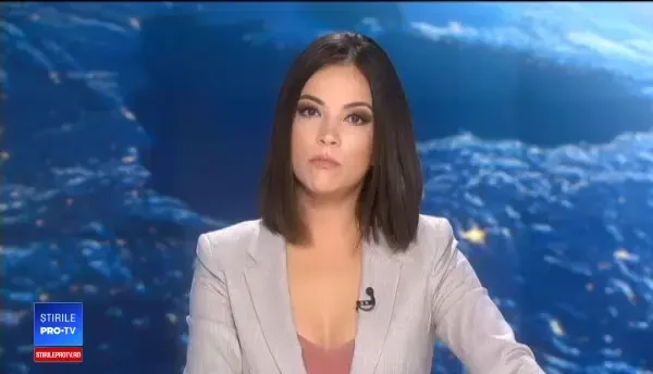 S-a răsturnat cu TIR-ul, în drum spre Cluj. Cum a explicat șoferul