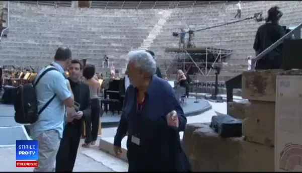 9 femei îl acuză pe Placido Domingo de hărțuire. Tenorul e căsătorit de 57 de ani