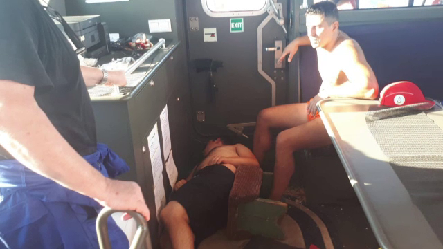 Steagul roşu, arborat în sudul litoralului. Turiştii ignoră pericolul, iar câțiva și-au găsit sfârșitul în Marea Neagră