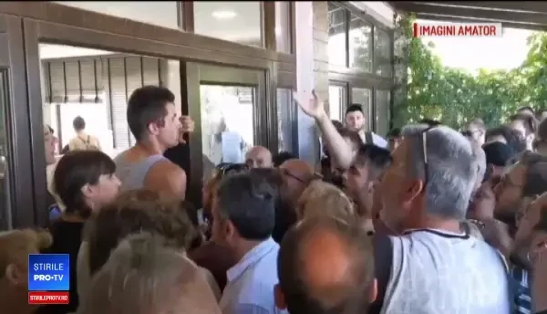 Românii din Samothraki nu au prins loc pe nava de salvare. "Grecii au avut prioritate"