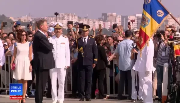 Carmen Iohannis, apariție spectaculoasă la Ziua Marinei. GALERIE FOTO