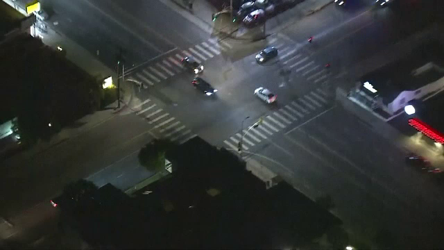 Urmărire ca în filme pe străzile de la Hollywood. Scene incredibile filmate din elicopter