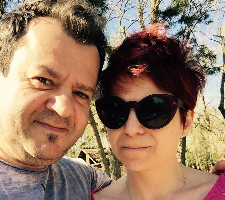 Dragoș Moștenescu și-a luat familia și s-a mutat la Londra. Cu ce se ocupă acum