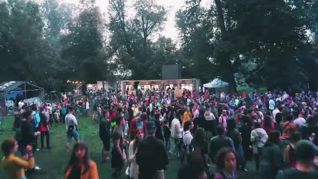 Distracția e în toi la festivalul de la castelul Teleki. Ce spune contele despre eveniment