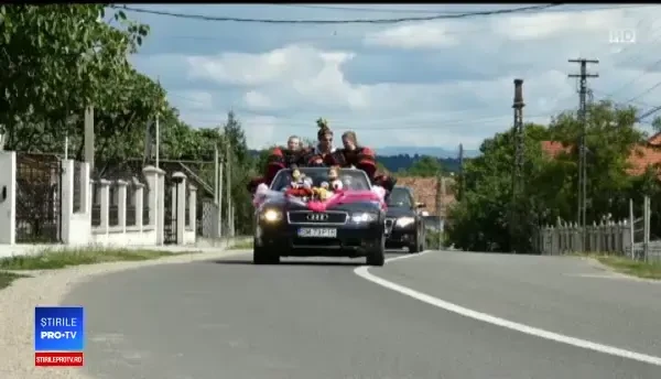 Reportaj din Țara Oașului. Cât îi costă pe oşeni o nuntă care ţine 3 zile şi 3 nopţi