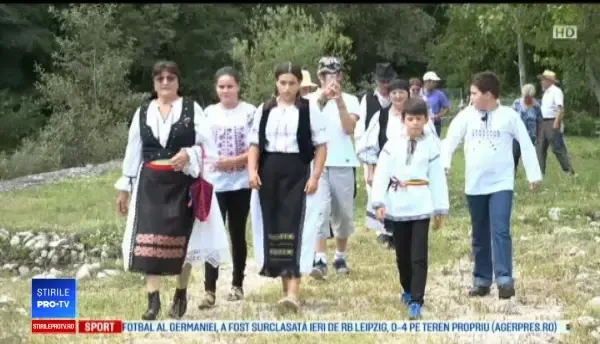 Cum au sărbătorit turiștii "Ziua cânepii" în Alba. "Nu am văzut niciodată aşa ceva"