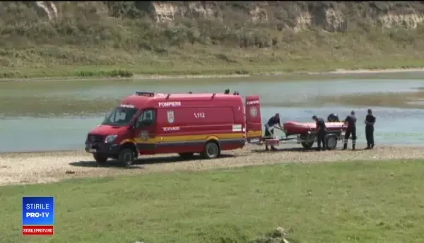 O fetiţă din Paşcani s-a înecat în Siret sub ochii prietenilor. "Stătea să o ia curenţii"