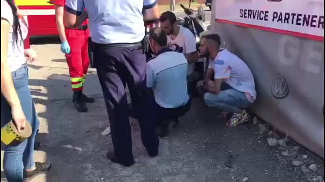 Greșeala unui motociclist de 21 de ani din Mioveni. Ce a vrut să facă în trafic