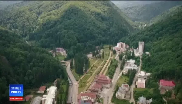 Apele binefăcătoare din ”Perla Moldovei” au ajuns un pericol. ”Lumea gustă și o scuipă”