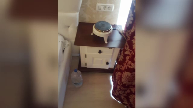 Dezvăluiri jenante despre turiștii de pe litoral. ”Pregătea masa pe noptieră, cu zarzavat”