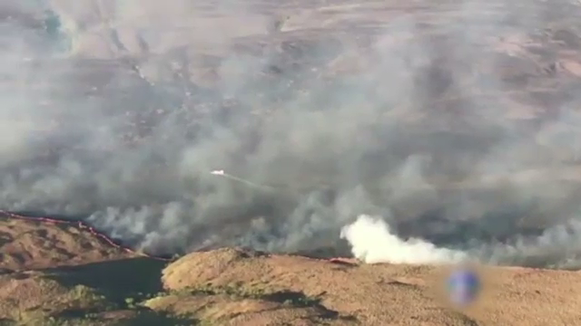 Arde „plămânul planetei”. Preşedintele Braziliei dă vina pe ONG-uri