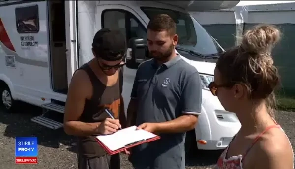 De ce aleg tot mai mulţi români vacanţele cu rulota. "Am învăţat să fim minimalişti"