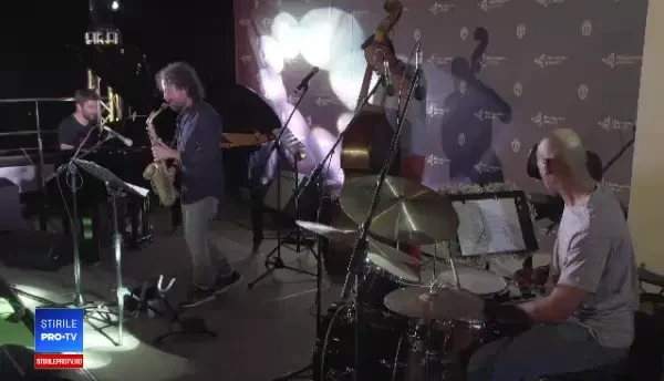 Jazzul a fost la înălțime în Ploieşti. Concerte pe acoperiș, în aer liber