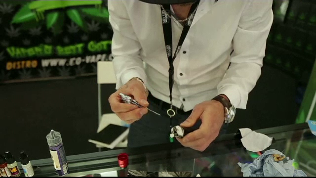 Boala misterioasă care i-a provocat moartea unui fumător. Este primul caz de acest fel