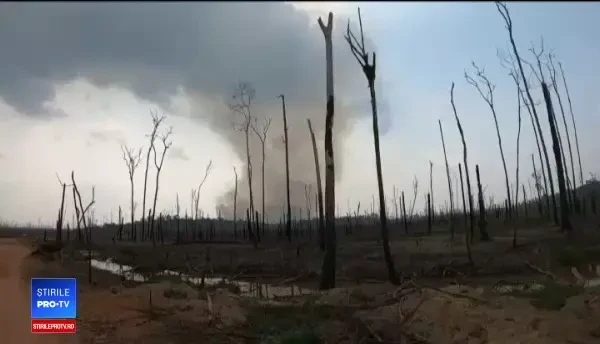 Brazilia refuză ajutorul propus de Macron pentru a stinge incendiile din Amazonia