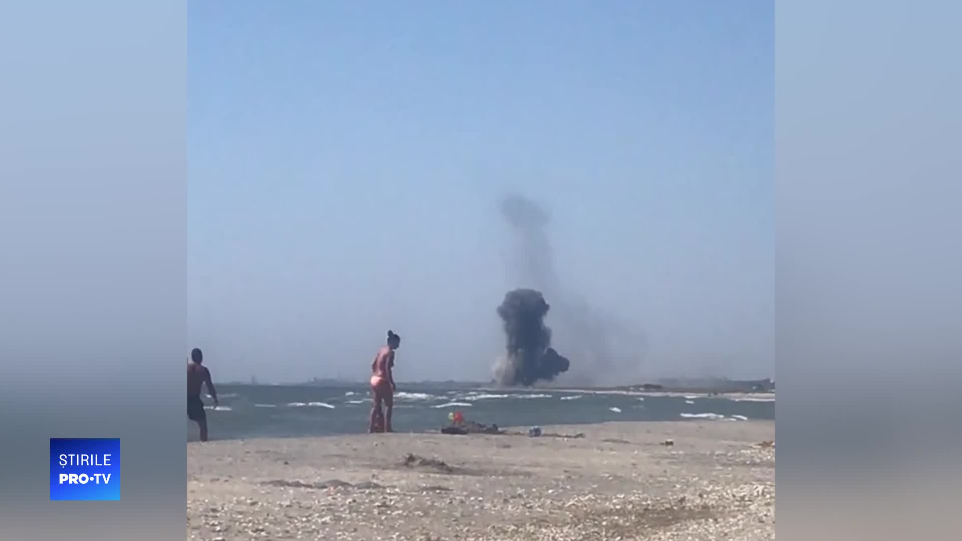 Exerciții militare pe litoral: turiștii au surprins momentul unei explozii