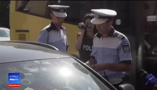 Pedepse drastice pentru șoferii care vorbesc la telefon. Se vor aplica din 12 octombrie