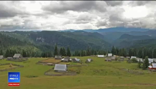 Locul celebru din Apuseni vizitat de turiști din toată lumea: „Parcă ești în povești”