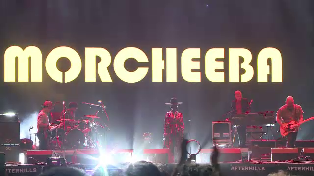 Festivalul Afterhills a strâns mii de oameni. Morcheeba a deschis seria concertelor
