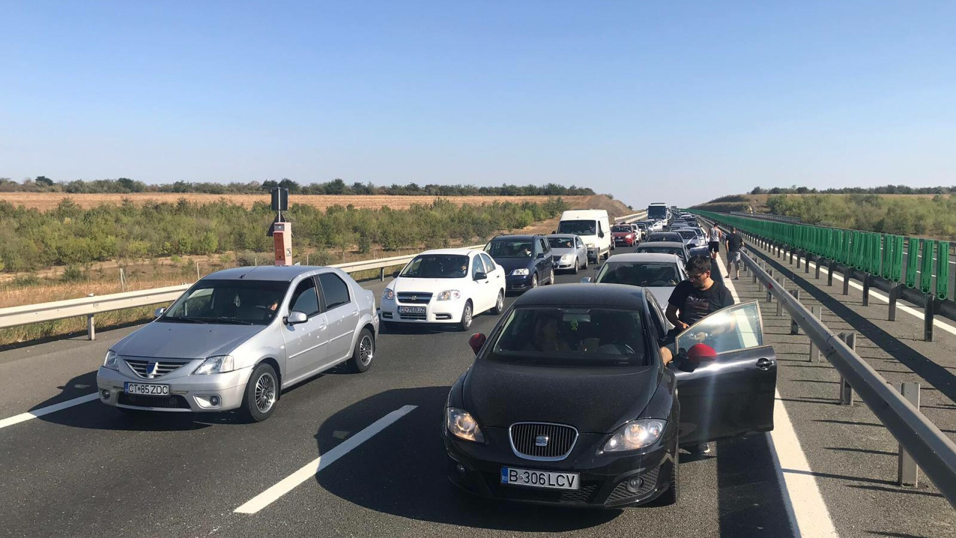 Carambol pe Autostrada Soarelui: Şapte autovehicule, avariate
