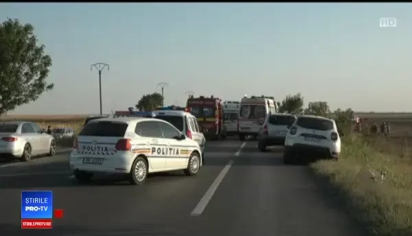 Două familii îndoliate în Buzău. O fetiță de 3 ani și tatăl ei au murit nevinovați în mașină