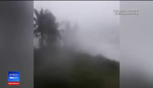 Insulele Bahamas, lovite cu furie maximă de uraganul Dorian. Imaginile sunt înfricoșătoare