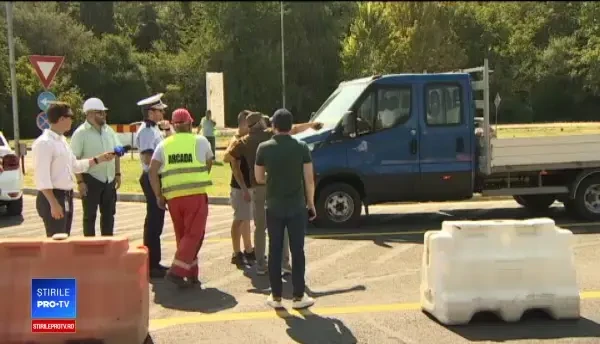 ANIMAŢIE GRAFICĂ: Cum va arăta pasarela de la Otopeni. Pasagerii vor trece printre maşini