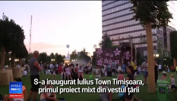 (P) Timişoara, oraşul luminii, la inaugurarea Iulius Town. Un nou record mondial, stabilit