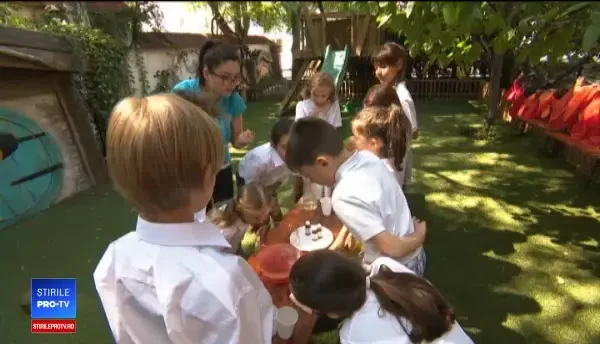 Școala din România care îi pregătește pe elevi să ajungă la Facebook sau Google