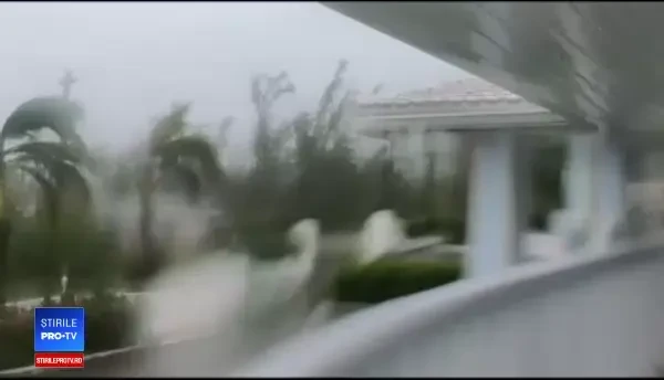 "Tragedie istorică" produsă de uraganul Dorian. Vântul a atins la 200 km/h