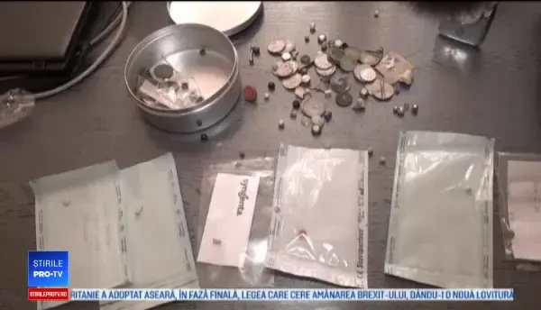 Ce au descoperit medicii arădeni în nasul și urechile unor copii. Avertismentul transmis