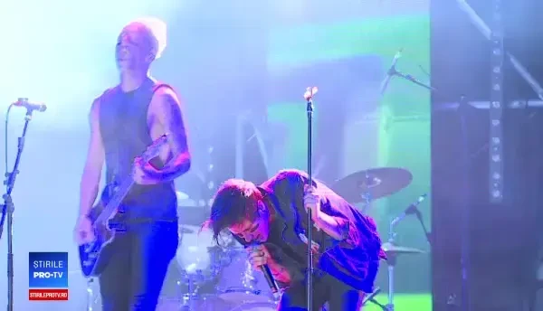 Festival de trupe tribute, în Capitală. Reacţia publicului când aude hiturile reinterpretate