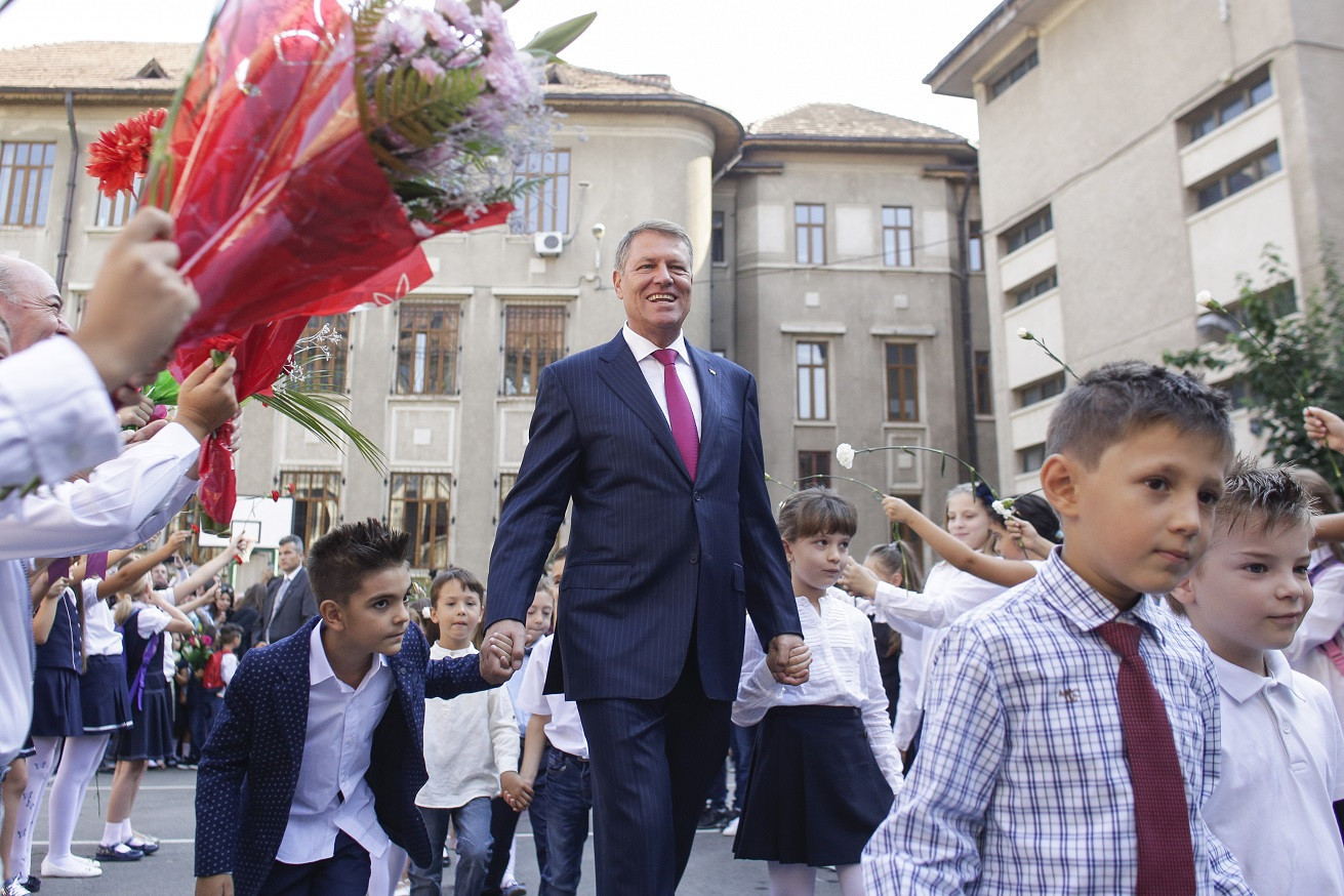 Klaus Iohannis a retrimis în Parlament legea privind cursurile de educație fizică