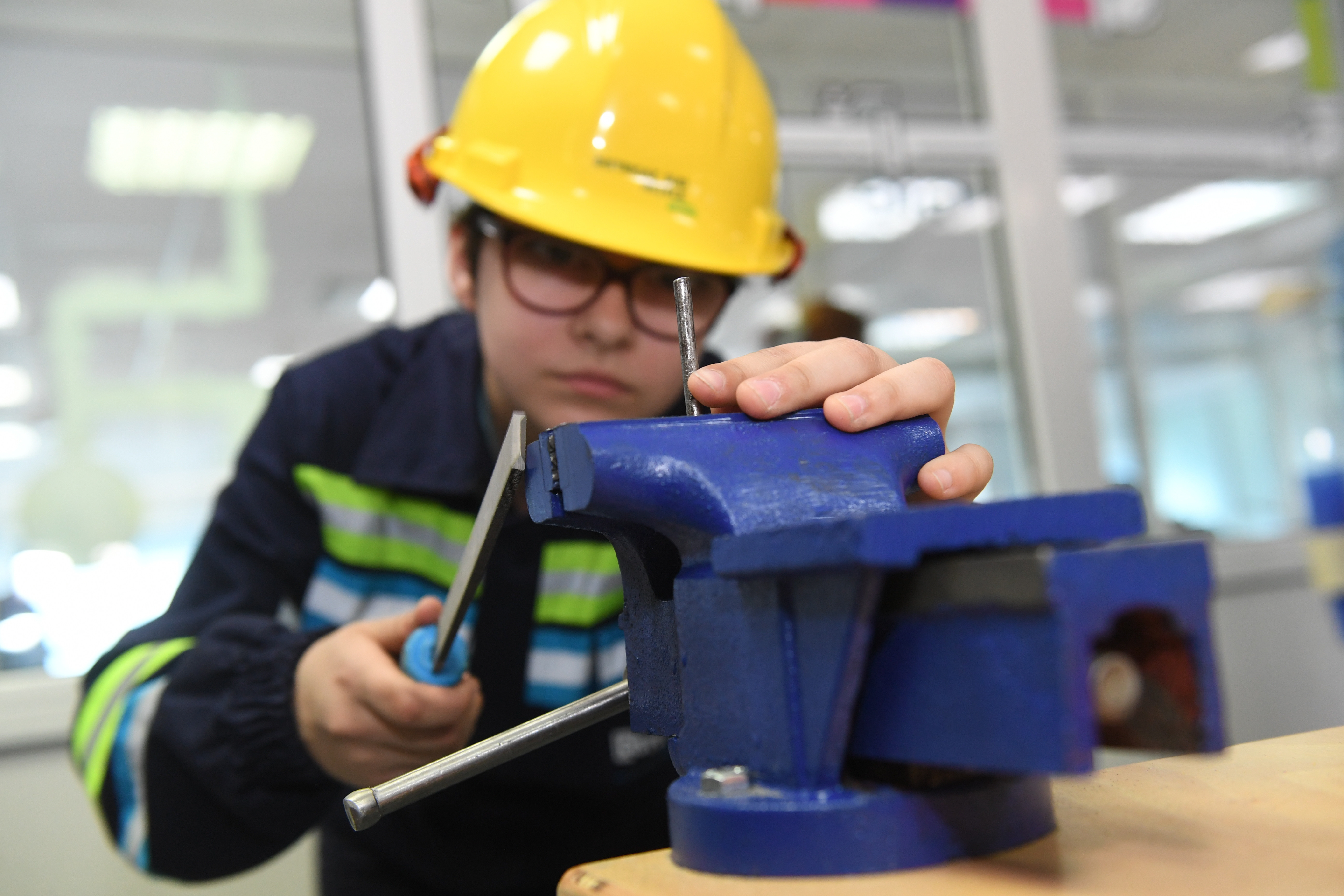 (P) Început de drum pentru 116 de elevi admişi în clasele de instalatori