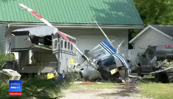 Momentul în care un elicopter s-a prăbușit pe aleea din faţa unei case