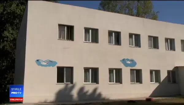 Cât costă educația "gratuită" a copiilor. „Am dat numai la fondul clasei peste 600 de lei”