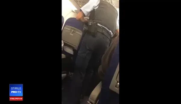 Aterizare de urgenţă la Frankfurt din cauza unor pasageri români. Ce au făcut în avion