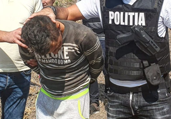 Tânăr angajat la o stână, prins de poliţişti după ce şi-a ucis un coleg