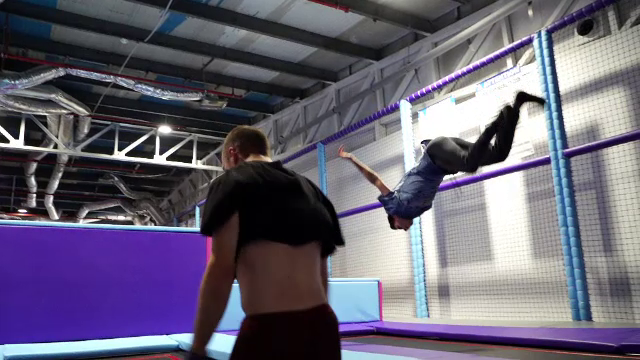 Centrele de joacă pentru adulți, tot mai populare. „O să fiu mai atent cu impozitele”