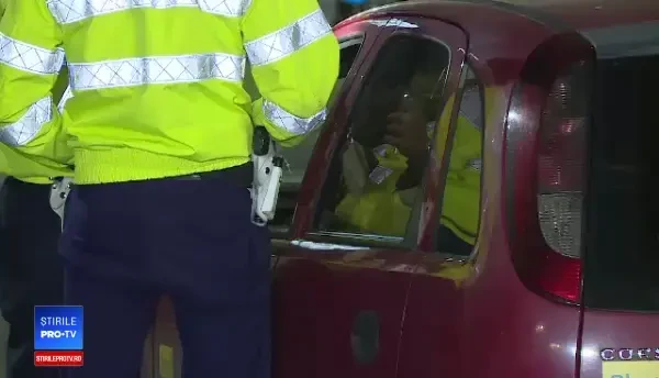 Tot mai mulți șoferi drogați la volan. Ce consumase un bărbat, prins sambătă noapte de poliție