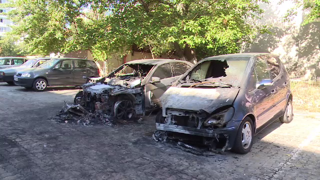 Mărturiile oamenilor din Galați care și-au găsit mașinile arse. ”A fost aruncat focul”