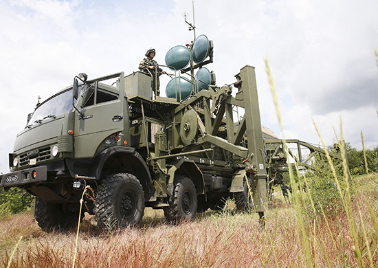 Rusia şi Belarus încep luni exerciţiile militare. Serbia a renunţat în urma presiunilor occidentale
