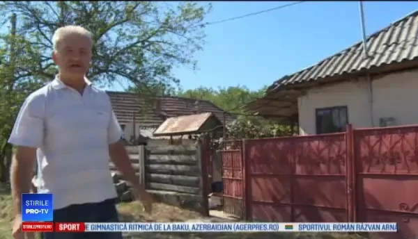 Ce a pățit bărbatul care și-a amenințat frații și i-a atacat pe polițiști cu o furcă