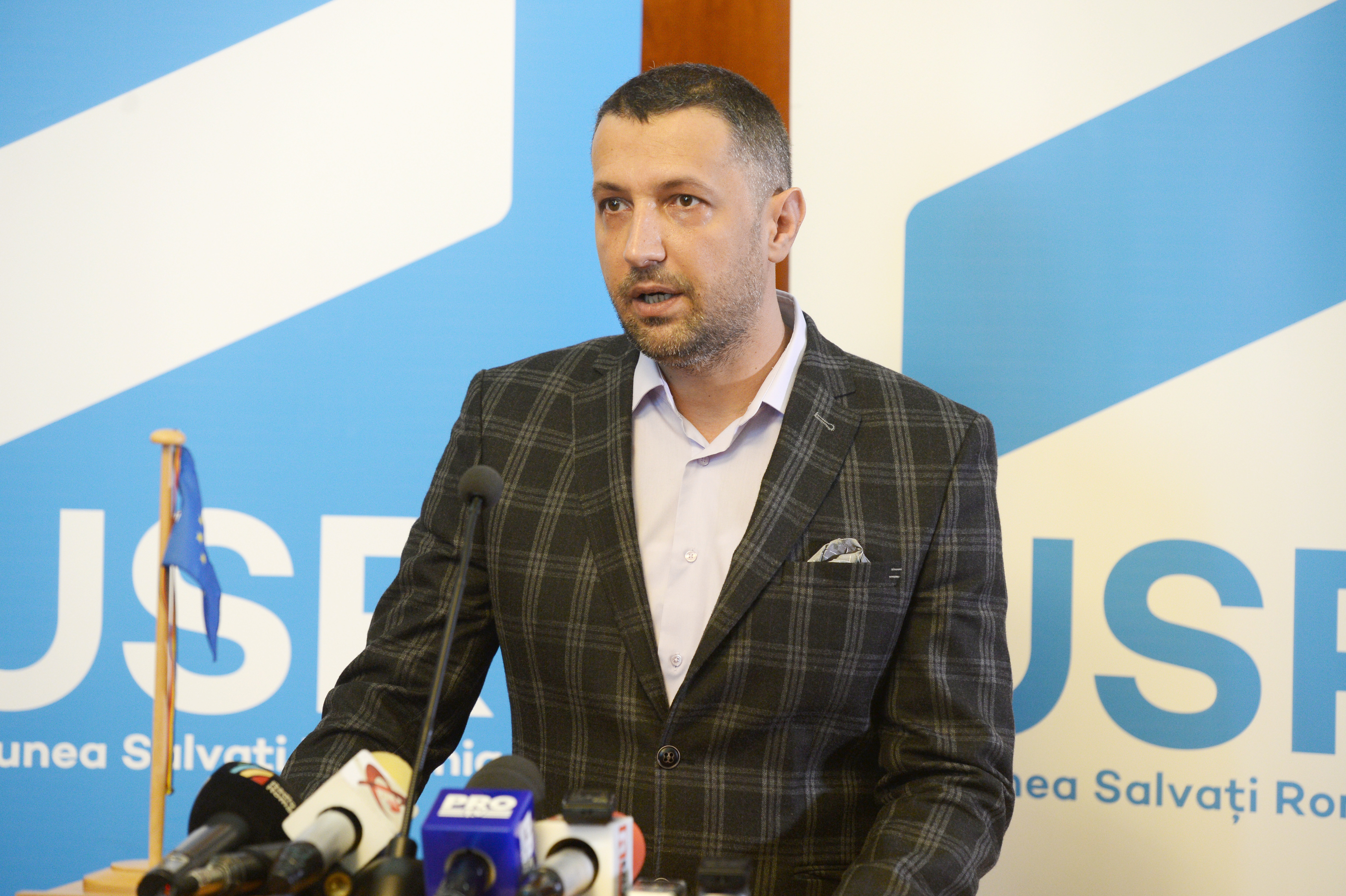 Lider USR: Vrem desființarea pensiilor speciale. Atitudinea PSD, ipocrită