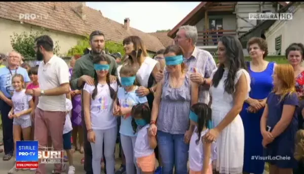 Surpriza făcută de echipa Visuri la Cheie unei mame care își crește singură cele 4 fiice