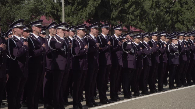 Ce salarii primesc proaspeții agenți de poliție. Cursurile durează 10 luni