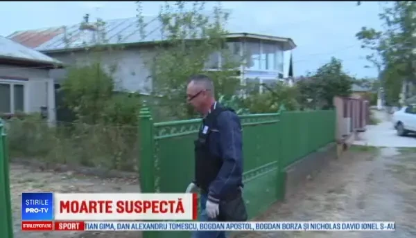 Moarte suspectă într-o casă din Dâmbovița: „Hai, mă, să vedem ce face”