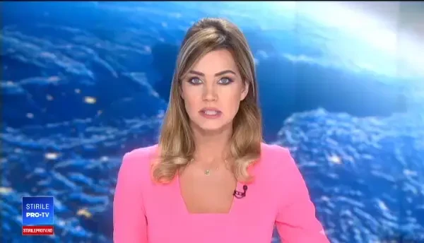 Klaus Iohannis și Dan Barna și-au depus, vineri, candidaturile la BEC